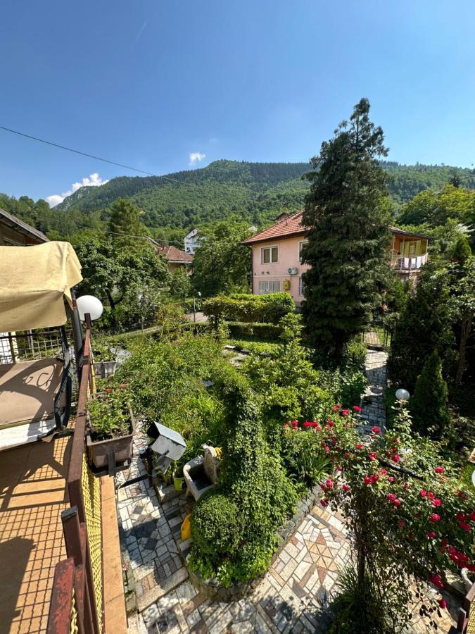 Beautiful House Overlooking Sarajevo Luaran gambar